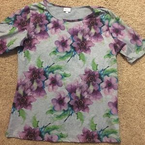 LulaRoe Watercolor Gigi T-shirt.